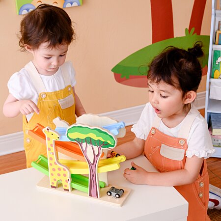Circuit Voiture Enfant Rampe de Voiture  Garage en Bois avec 4 Petites  Voitures : Cadeaux Educatif pour Enfant : : Jeux et Jouets
