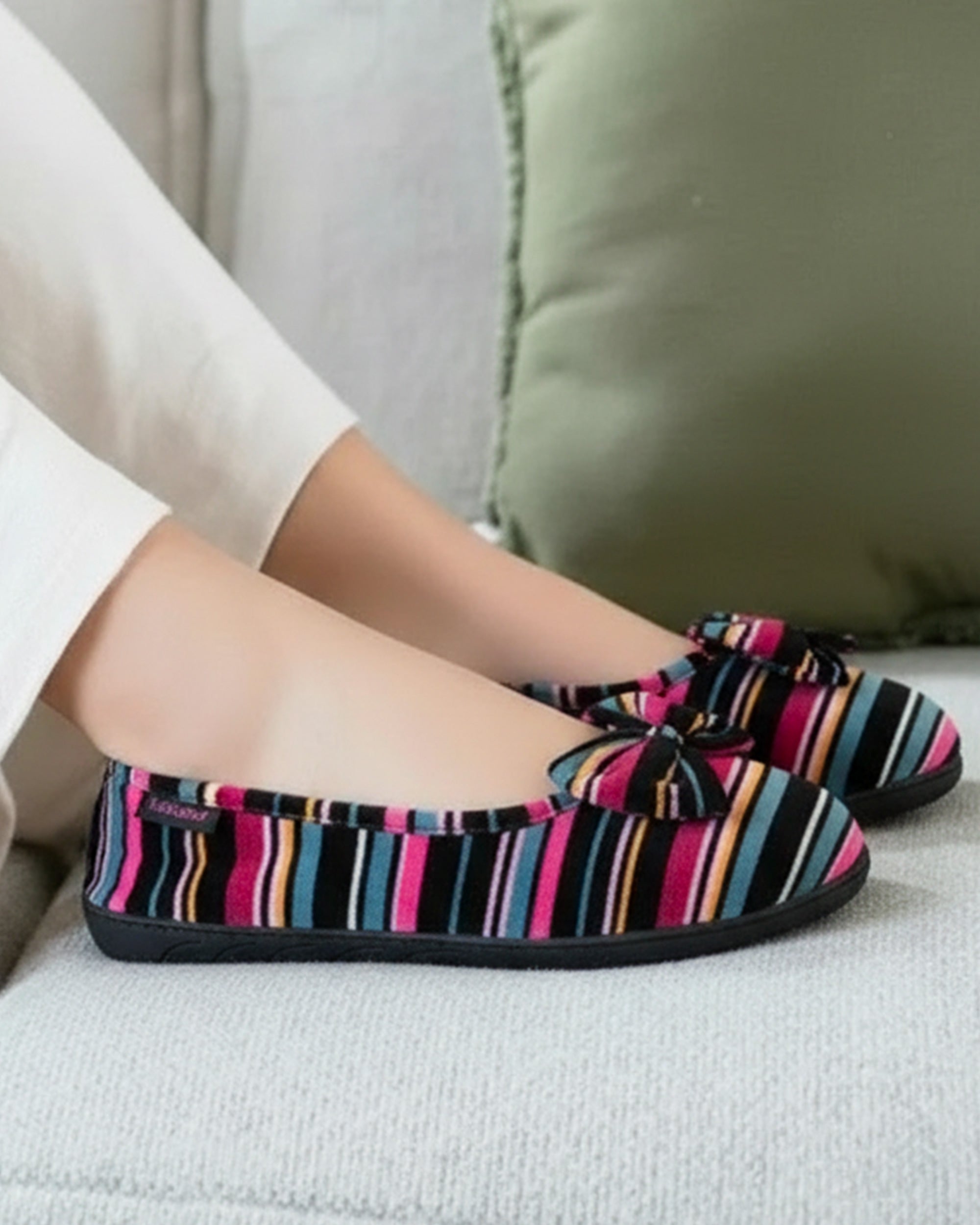 Chaussons Ballerines Femme Isotoner - Semelle Mémoire De Forme Ultra-souple - Velours Doux - Lavables Machine - Taille 37