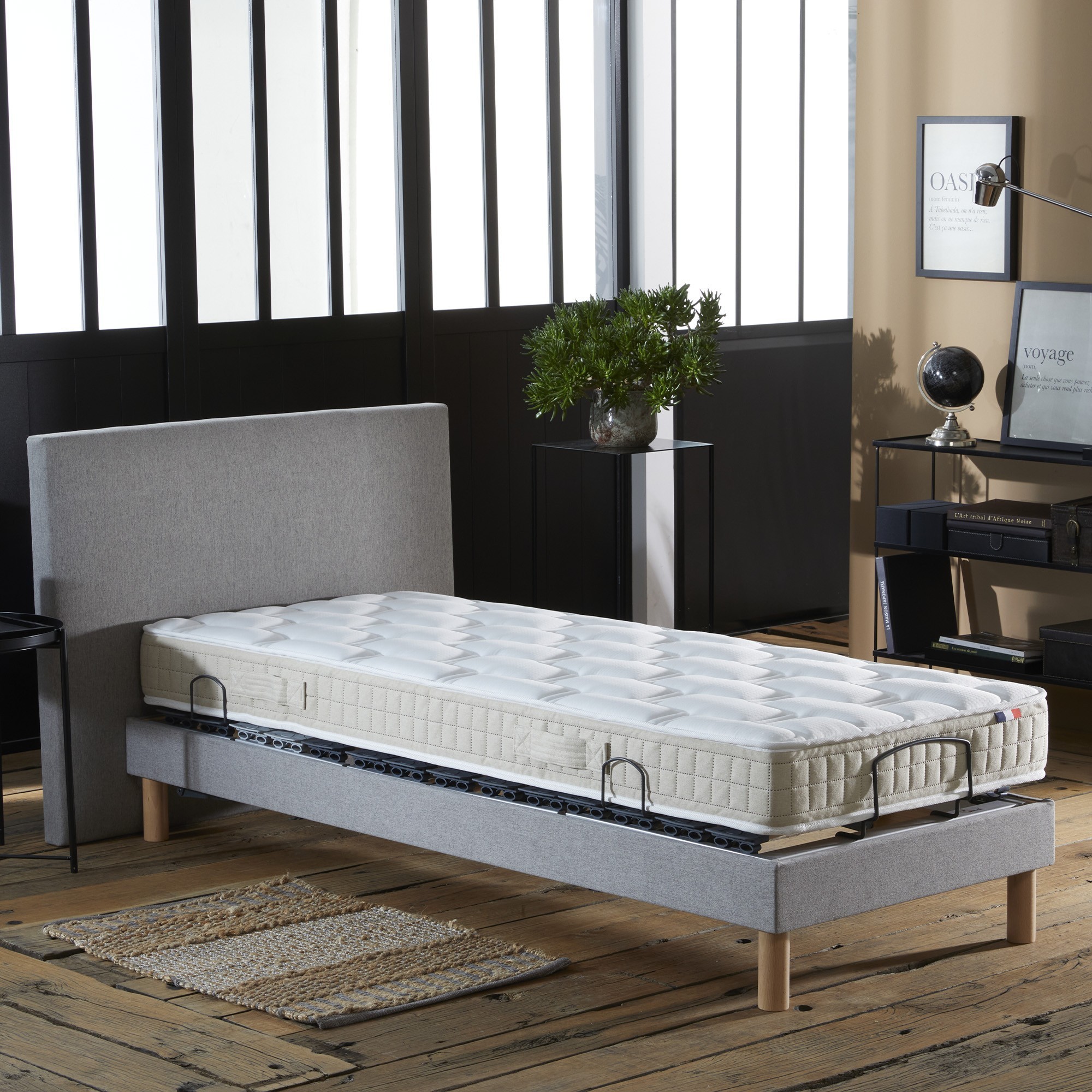 Lit Électrique 70 190 Sommier à Lattes Et Plots, Matelas Ressorts Essenzia Zen