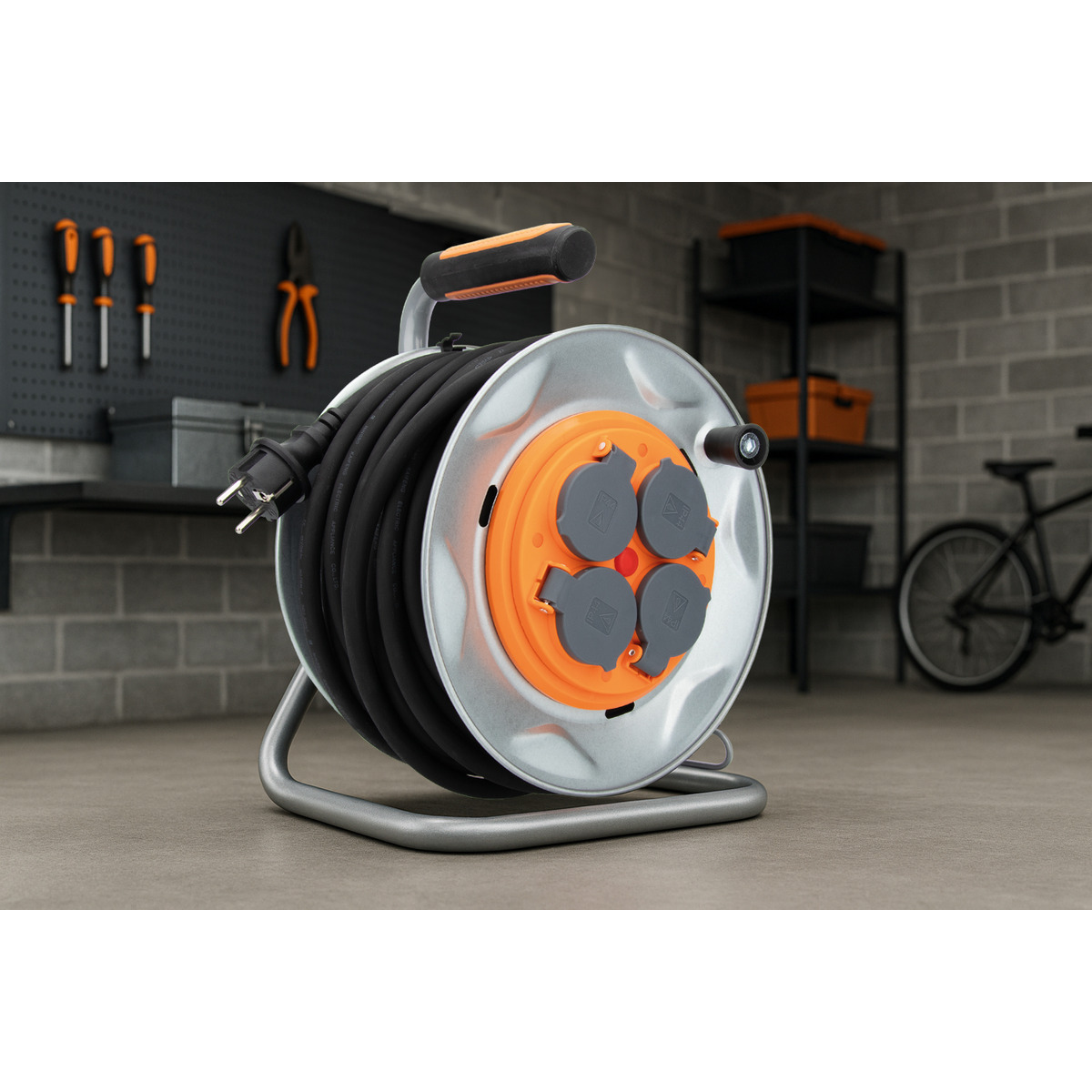 Enrouleur électrique 4 Prises 16A, Câble 3G1,5 Mm² 20 M - Zenitech, Avec Coupe-circuit Thermique