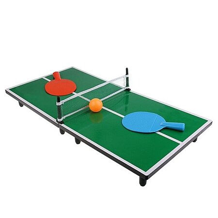 Ensemble de sport : 4 raquettes de tennis de table et 6 balles de tennis de  table
