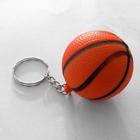 Porte-clés balle de basket en mousse argenté