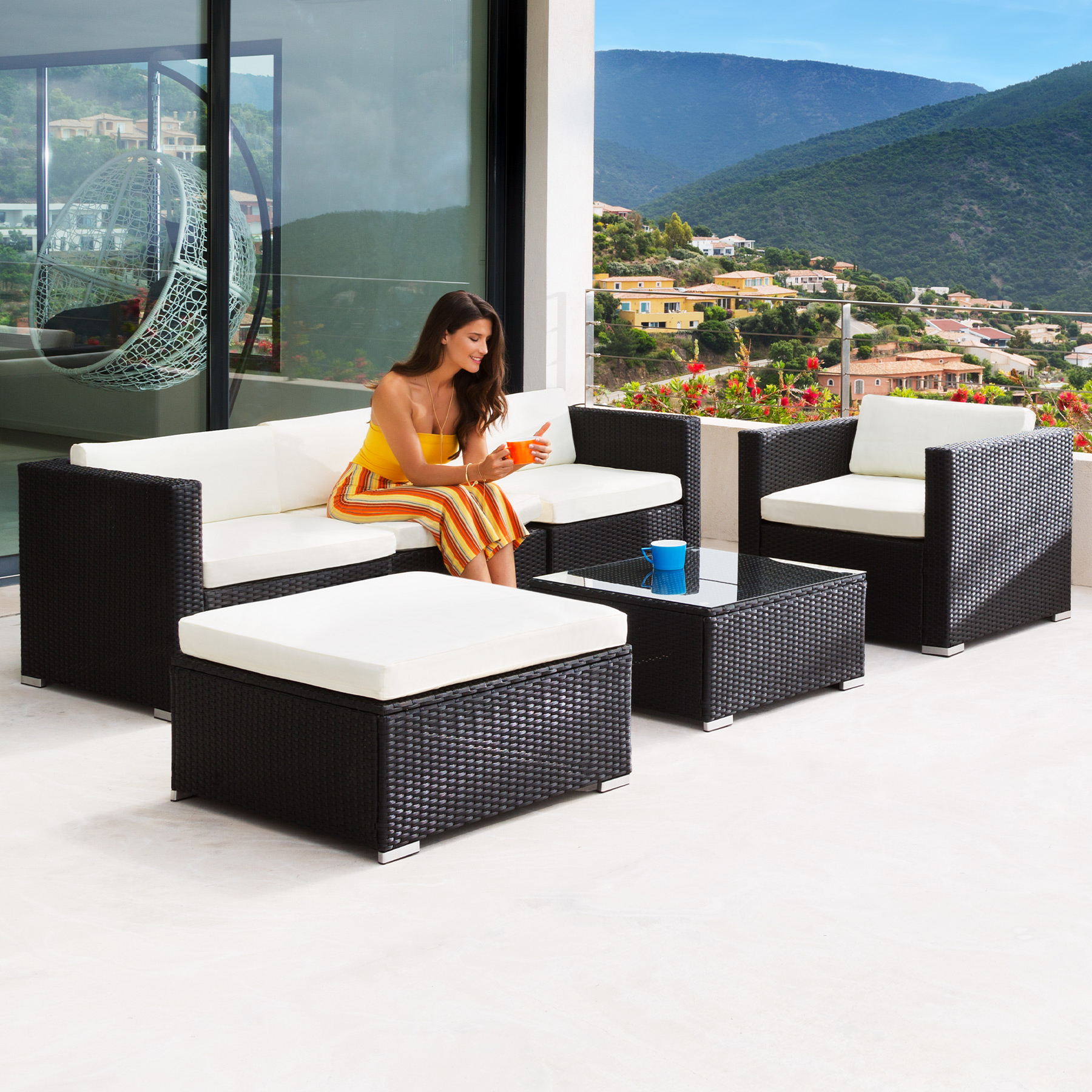 Salon Jardin Poly Rotin TecTake 5 Places - Canapé, Fauteuil, Pouf, Table - Résistant UV