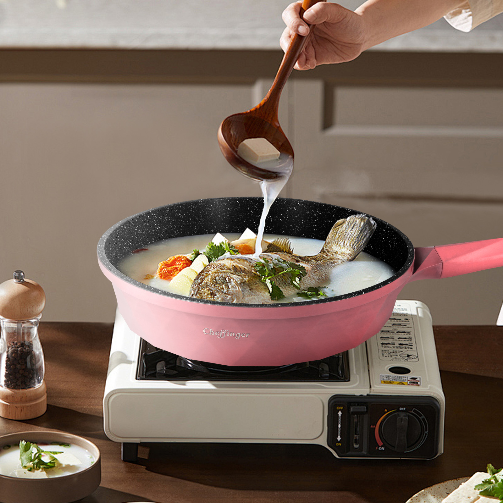 Set 2 Masterclass Premium Cookware 9.5 4.3qt 24cm, 8