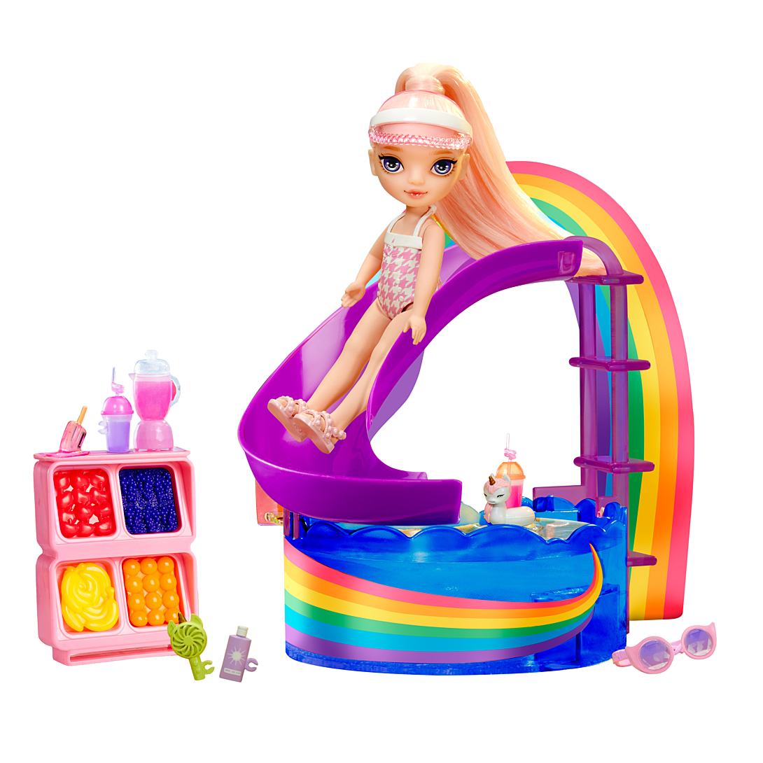 RAINBOW HIGH Littles Pool Day with Blush Coffret de Jeu Petite Poupée de 14 cm Piscine avec Toboggan Arc en Ciel Accessoires Support à Smoothie pour Les Enfants de et +