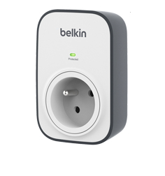Prise Belkin parafoudre SurgeCube avec 2 ports USB 2,4 A