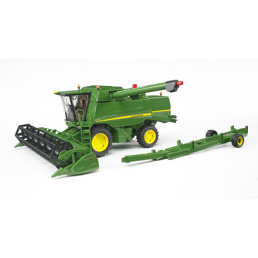 MOISSONNEUSE JOHN DEERE T670
