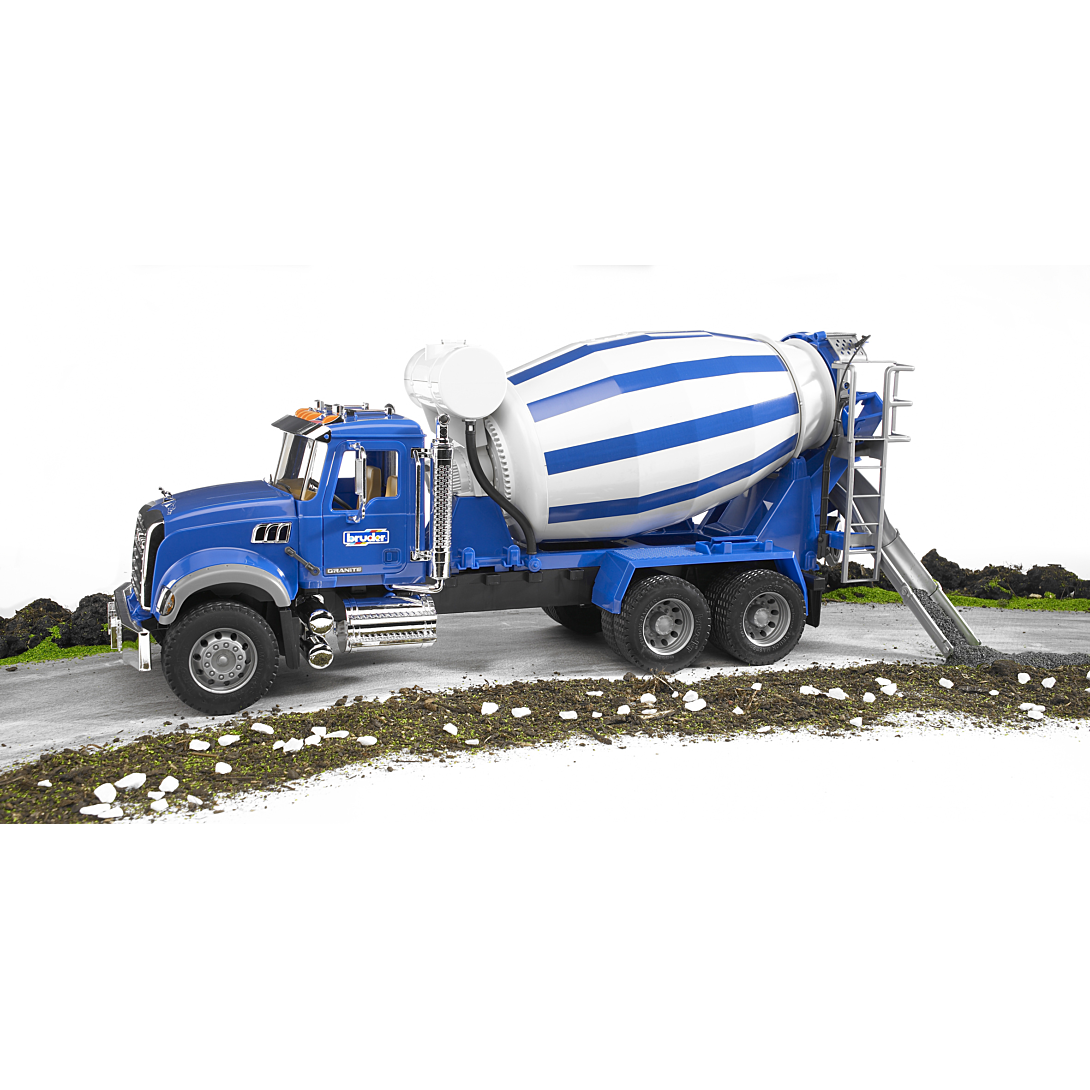 CAMION TOUPIE A BETON MACK - vue 3